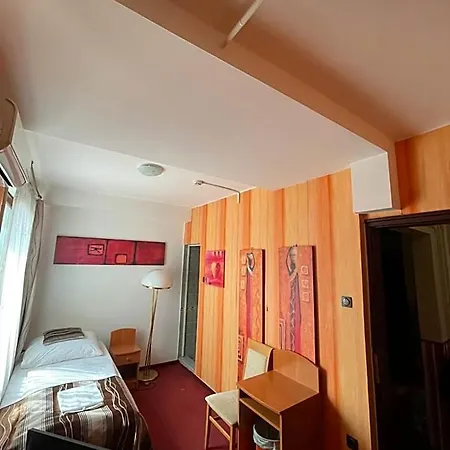 Hotel Park Minaret Eger